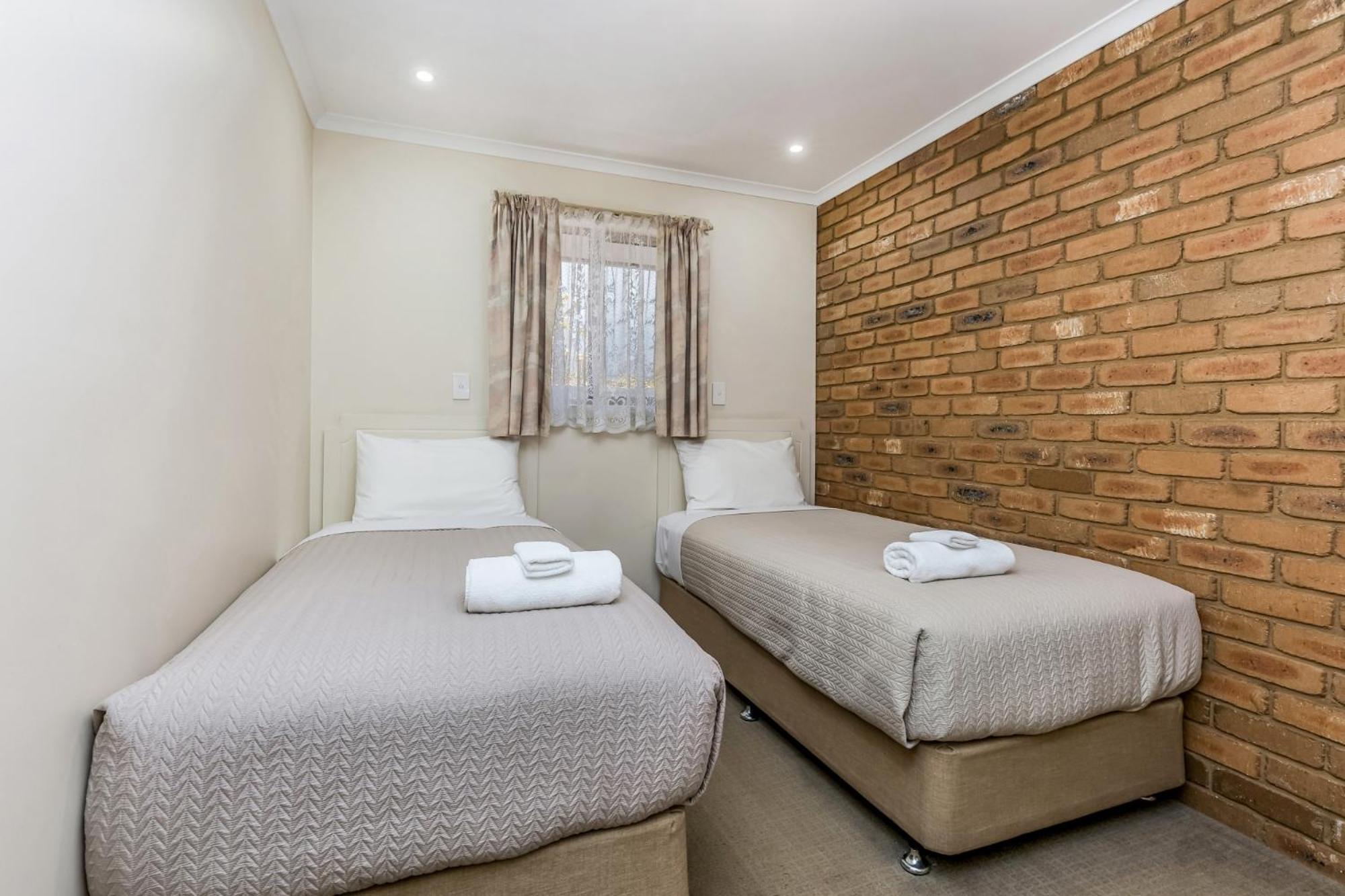 Golden Square Motor Inn Бендіго Екстер'єр фото